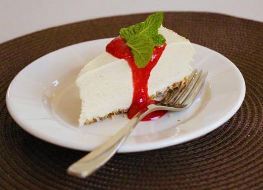 Raw food vegan cheesecake